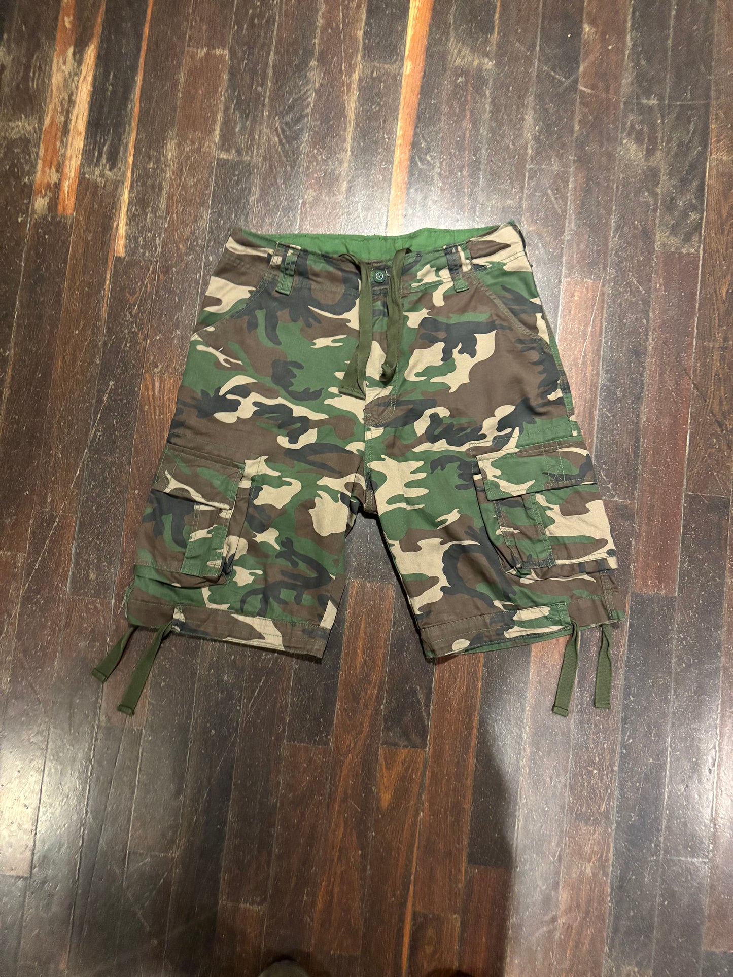 Cargo Shorts - Dark Green